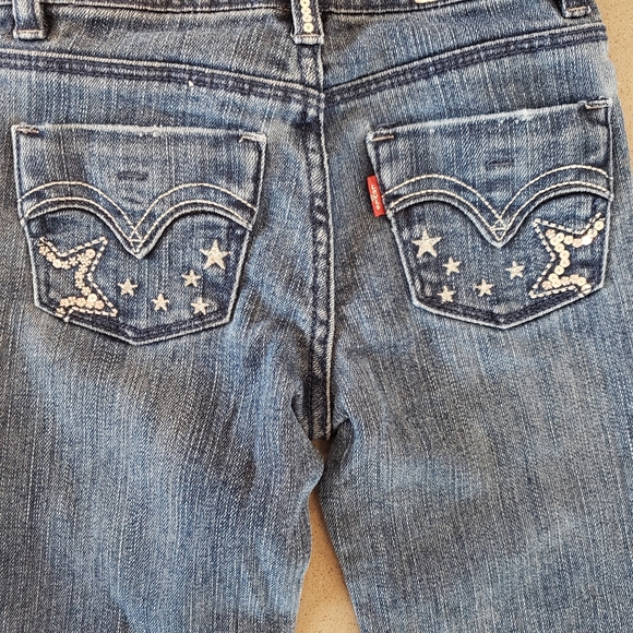 Cute Levi Flare Jeans - Picture 2 of 6